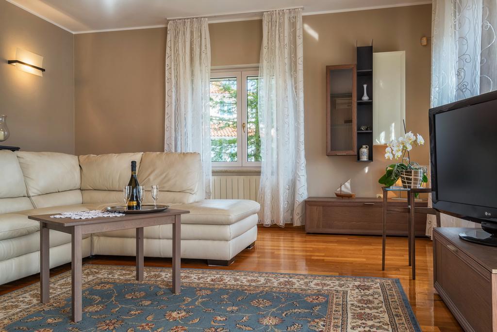 Apartment Majoran プーラ エクステリア 写真