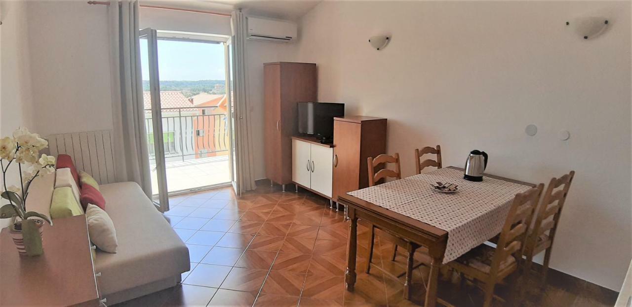 Apartment Majoran プーラ エクステリア 写真